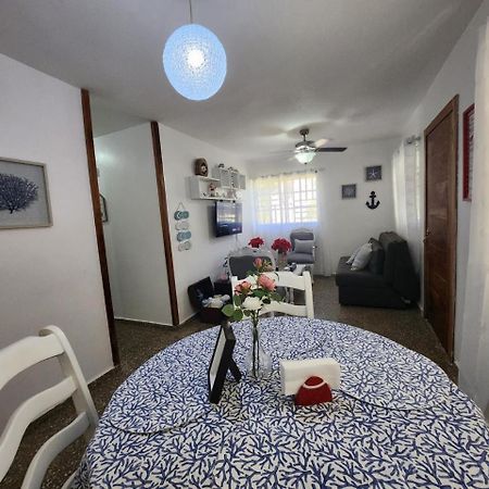 Beachfront Apartment, Quiet 4 Beds, 1 Bath, Ac, Wi-Fi, Hot Water, In Paraiso Near Los Patos المظهر الخارجي الصورة