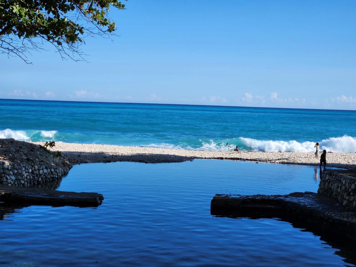 Beachfront Apartment, Quiet 4 Beds, 1 Bath, Ac, Wi-Fi, Hot Water, In Paraiso Near Los Patos المظهر الخارجي الصورة